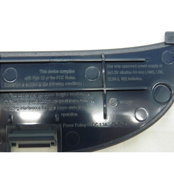 DYMO LetraTag 100T Table Top Label Maker - Picture 8 of 8